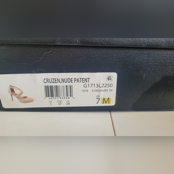 Naturalizer Women's Cruzen Platform Heel size 7 Nude - Picture 5 of 6